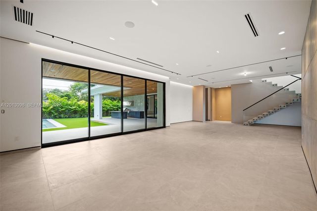 7740 SW 52nd Avenue, Miami, FL 33143