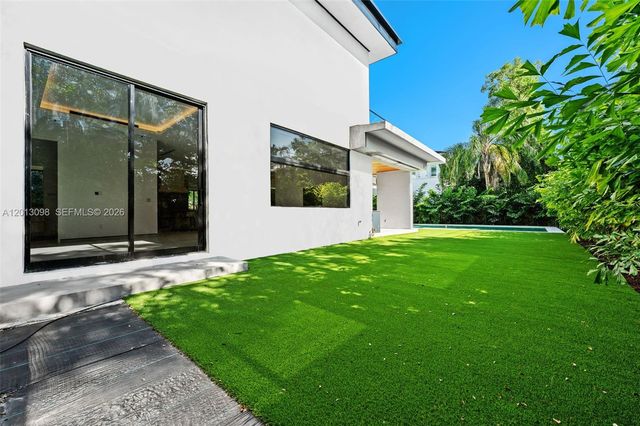 7740 SW 52nd Avenue, Miami, FL 33143