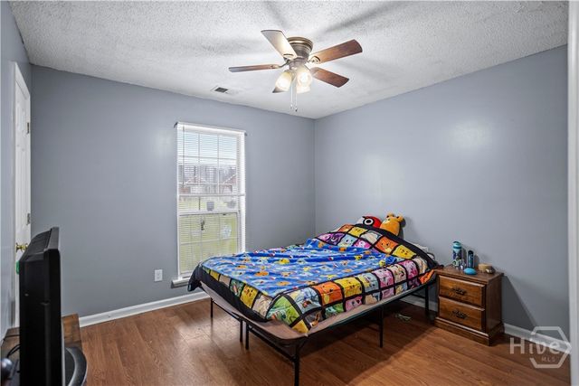 2360 Rowe Street, Hinesville, GA 31313