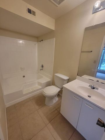 10024 STRAFFORD OAK COURT 813, Tampa, FL 33624