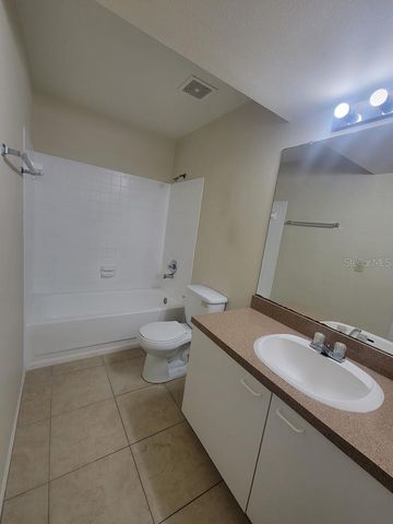 10024 STRAFFORD OAK COURT 813, Tampa, FL 33624