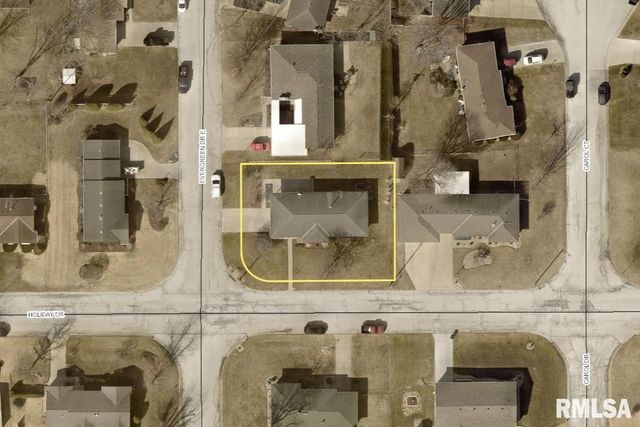 3901 HOLIDAY Drive, Quincy, IL 62305