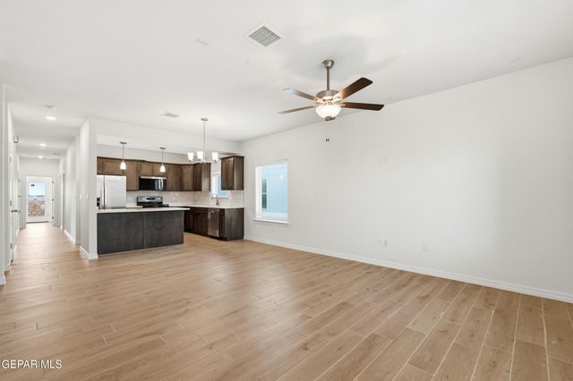 3764 Model Lane, El Paso, TX 79938