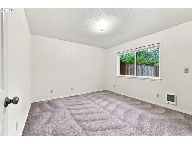 6974 Sw 201ST Ave, Beaverton, OR 97078