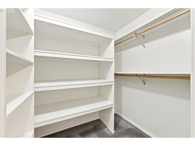6974 Sw 201ST Ave, Beaverton, OR 97078