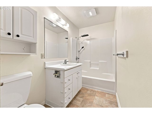 6974 Sw 201ST Ave, Beaverton, OR 97078
