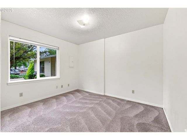 6974 Sw 201ST Ave, Beaverton, OR 97078