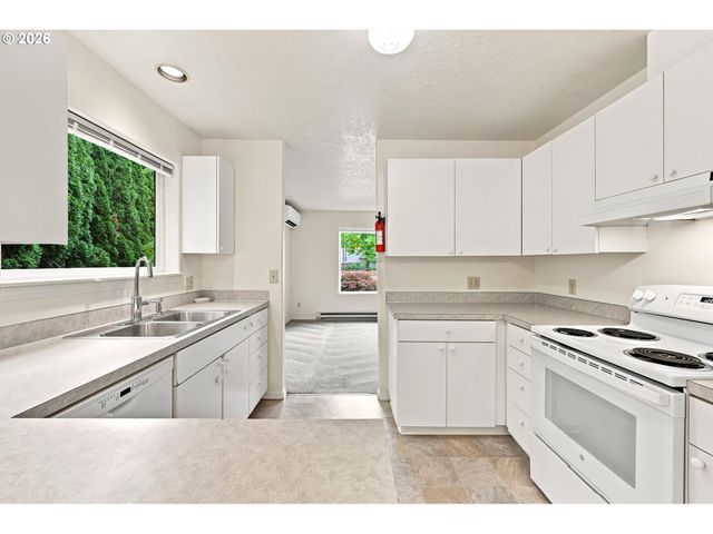 6974 Sw 201ST Ave, Beaverton, OR 97078
