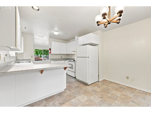 6974 Sw 201ST Ave, Beaverton, OR 97078