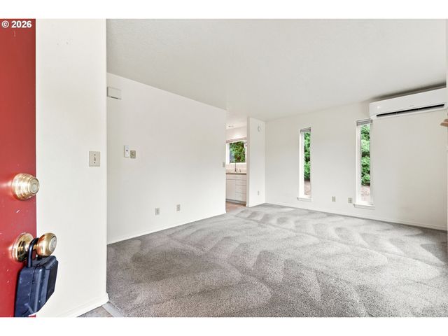6974 Sw 201ST Ave, Beaverton, OR 97078