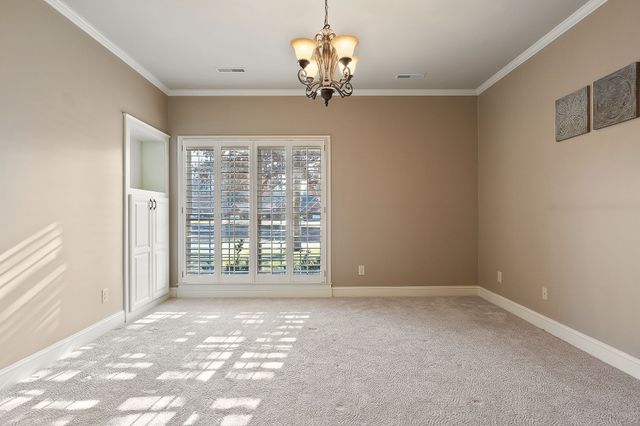 237 Hickory Ct, Mcminnville, TN 37110