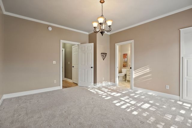 237 Hickory Ct, Mcminnville, TN 37110