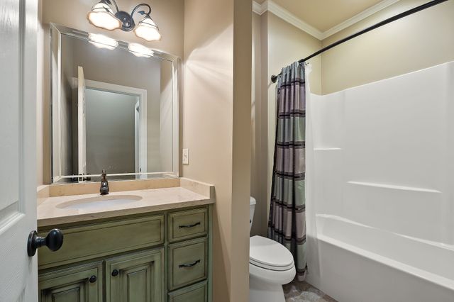 237 Hickory Ct, Mcminnville, TN 37110