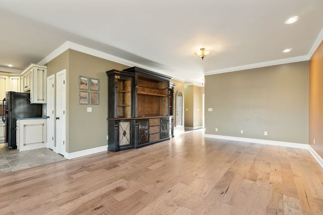 237 Hickory Ct, Mcminnville, TN 37110