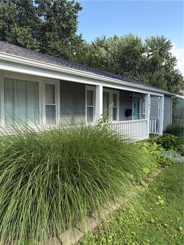 7101 Maple Street, Overland Park, KS 66204