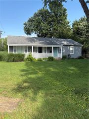 7101 Maple Street, Overland Park, KS 66204