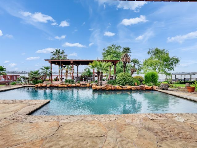 2434 Baycrest Drive, Houston, TX 77058