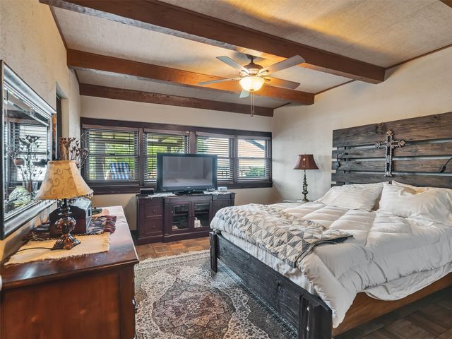 2434 Baycrest Drive, Houston, TX 77058