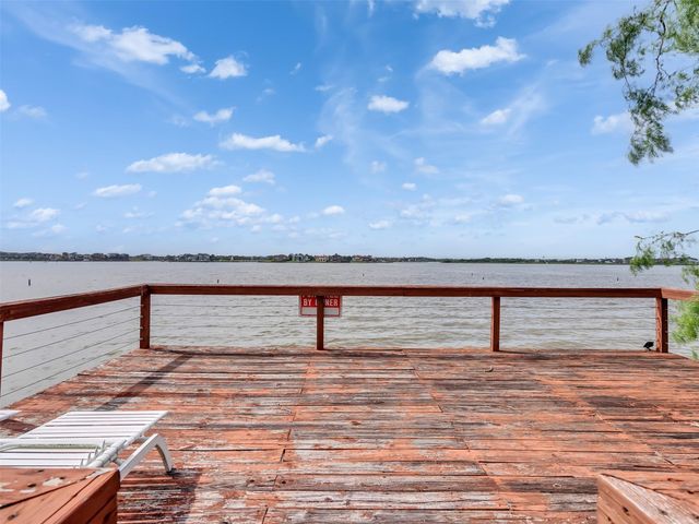 2434 Baycrest Drive, Houston, TX 77058
