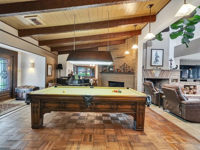 2434 Baycrest Drive, Houston, TX 77058