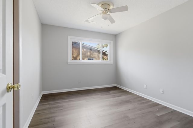 1240 Oakcrest Drive, Charleston, SC 29412