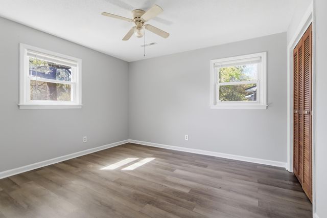 1240 Oakcrest Drive, Charleston, SC 29412