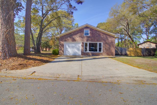 1240 Oakcrest Drive, Charleston, SC 29412
