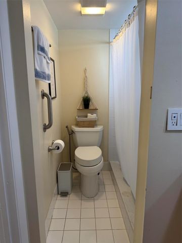 9230 Lagoon Place N 408, Davie, FL 33324