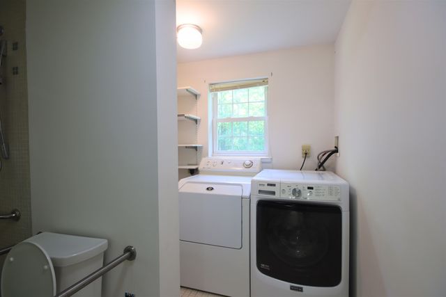 9 Bluebird Lane, Kingston, NH 03848
