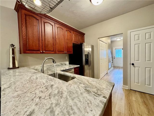 2815 Pleasant AVE, Norfolk, VA 23518