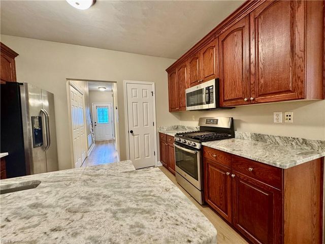 2815 Pleasant AVE, Norfolk, VA 23518