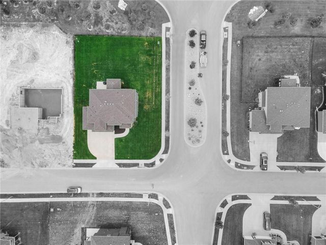 8923 N Poplar Avenue, Kansas City, MO 64156