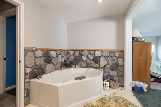 55081 Buckhorn Road, Three Rivers, MI 49093