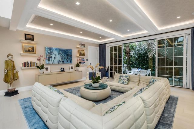456 S OCEAN Boulevard, Palm Beach, FL 33480