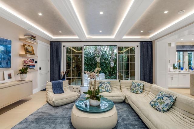 456 S OCEAN Boulevard, Palm Beach, FL 33480