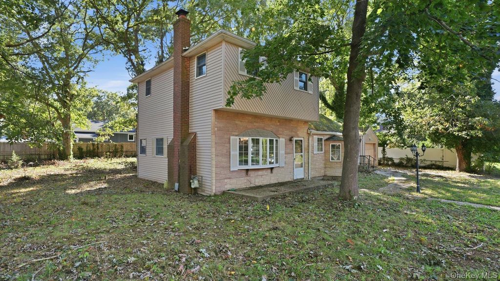6 Cherry Lane, Lake Grove, NY 11755 — photo 3
