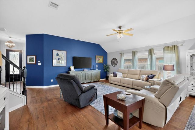 296 Still Hollow CRK, Buda, TX 78610