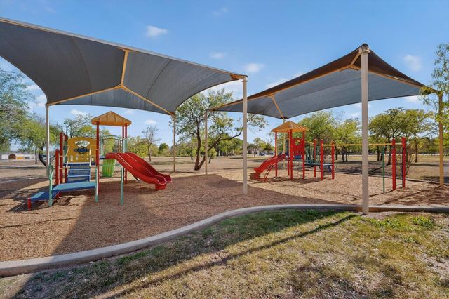 296 Still Hollow CRK, Buda, TX 78610