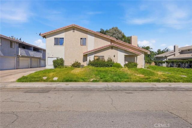 43731 8th Street East, Lancaster, CA 93535