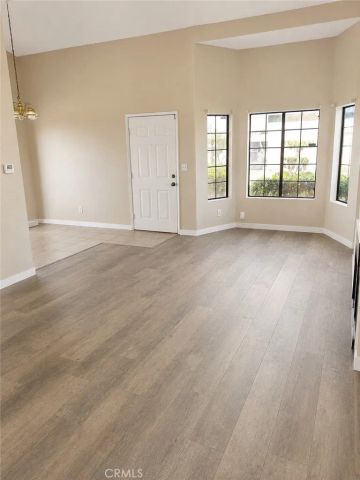 43731 8th Street East, Lancaster, CA 93535