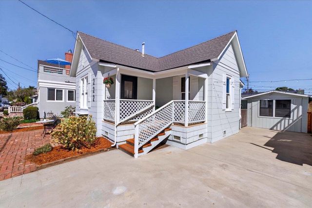 222 2nd Avenue, Santa Cruz, CA 95062