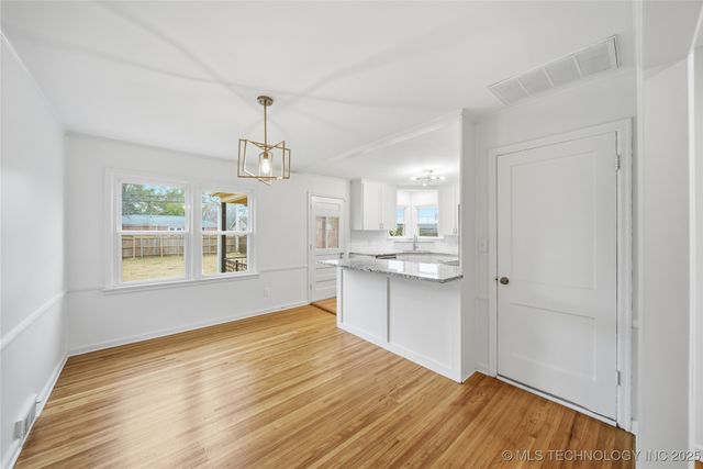 1348 E 45th Place, Tulsa, OK 74105