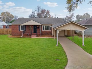 1348 E 45th Place, Tulsa, OK 74105