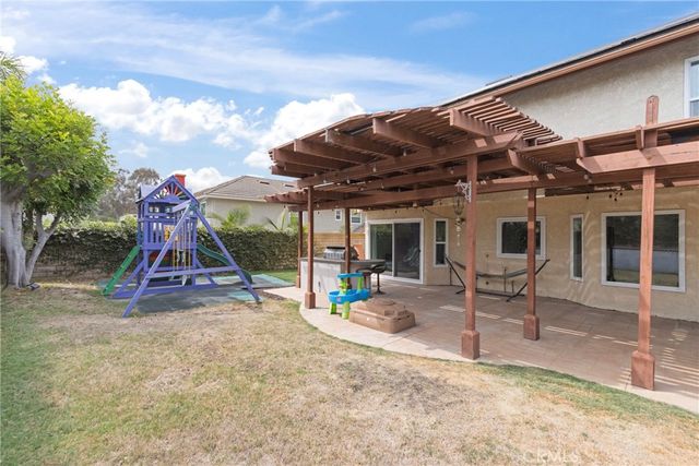 11530 Moonridge, Whittier, CA 90601