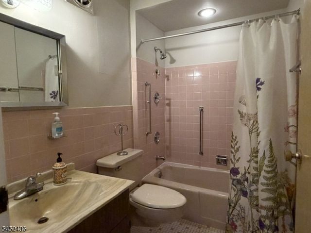 255 Tucker Ave 136, Union Twp., NJ 07083
