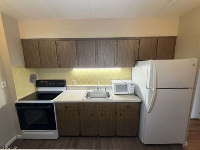 255 Tucker Ave 136, Union Twp., NJ 07083