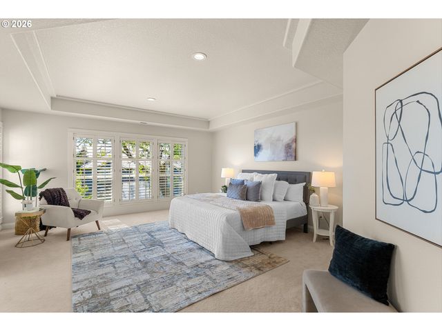 1915 Nw COLUMBINE Ln, Portland, OR 97229