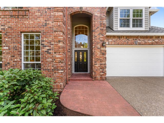 1915 Nw COLUMBINE Ln, Portland, OR 97229