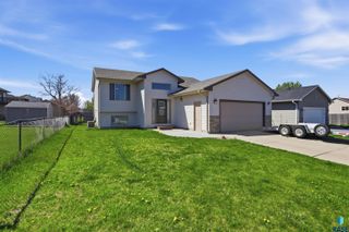 1513 E 67th St N Street N, Sioux Falls, SD 57104