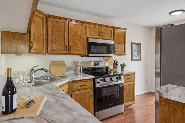 7515 Vinewood Court N, Maple Grove, MN 55311